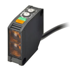 E3JK-RR11 2M Kablolu Fotoelektrik Sensör OMRON